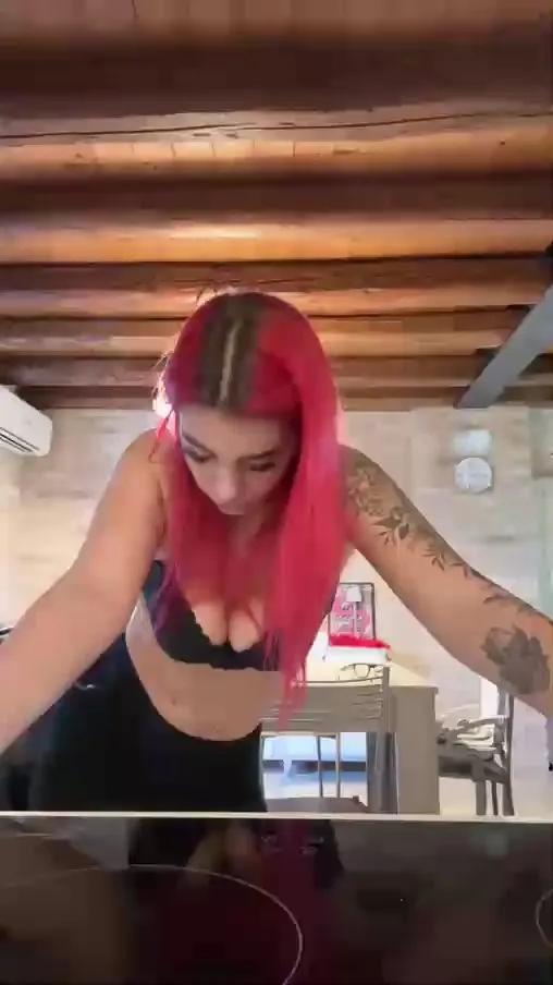 dollyredyxx's avatar