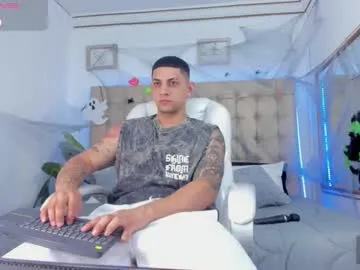 alex_cute77's avatar