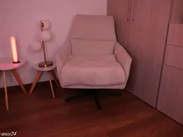 annie_evans24's avatar