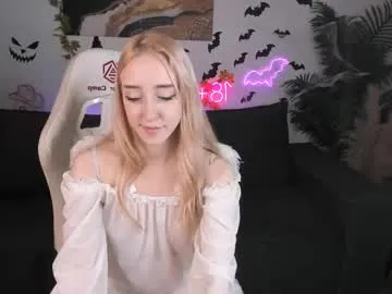 anorababy — Goal^  flash of angel nipples  #smalltits #blonde #18 #skinny #halloween [85 tokens remaining]