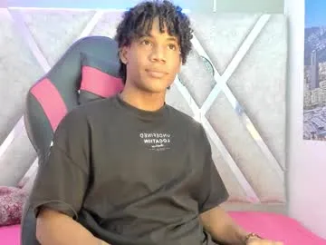 axel_silva3 — HELLO GUYS, WELCOME TO MY KINGDOM SHOW CUM! #bbc #ebony #muscle #feet #findom [1499 tokens remaining]