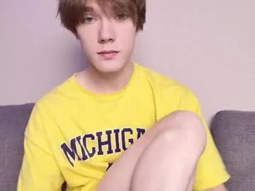 callmenineoneseven's avatar