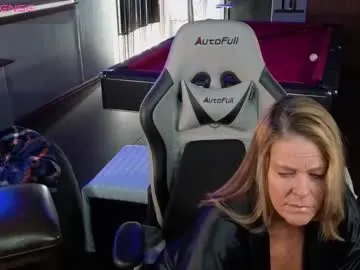 derrick_and_brittany — [44 tokens to goal] -- My pussy is so wet, keep it wet with my fave patterns 28tkns and 106 tkns #mature #squirt #bigboobs #milf #lovense -- Next 3 Prize Levels at: 7 goals (naughty), 8 goals (naught