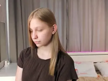 dollyburruss — Goal -lick my beautiful lips My name is Emilia #natural #shy #18 #teen #lovense [20 tokens remaining]