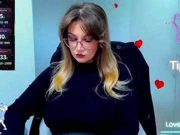 Chaturbate evelyne_rose is Freechat evelyne_rose — Happy Halloween!Come closer & lets play! #milf #squirt #lovense #office #bigboobs #pantyhose #bigass #cum #anal #milf #do | juicy cum show | #lovense #bigboobs #daddy #squirt #lush |