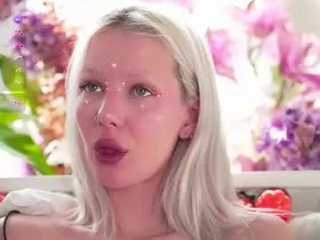 flexylover_ — GOAL: BIG SQUIRT ON FACE [777 tokens remaining] My Favorite tips 1113337771001PVT open . Hey guys my name is Nika #feet #bigass #blonde #lovense #flexible