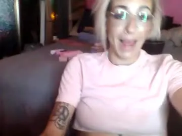 fullerh967 — Happy Halloween!!, Lets Spill Secrets My Boyfriend Doesnt Know [4000 tokens remaining]