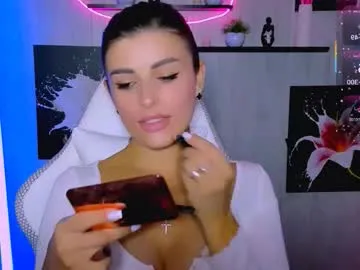 kayworl — GOAL: be my king. [220 tokens remaining] Welcome to my room! #sph #talk #mistress #feet #sissy #