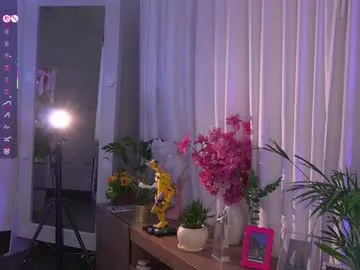 lau__1 —        #fuckmachine #latina #squirt #deepthroat #anal [3308 tokens to goal]