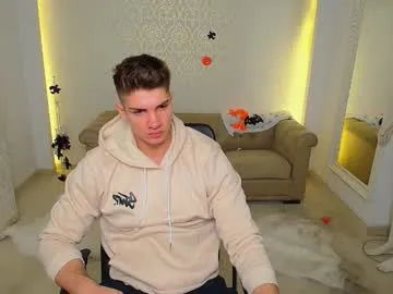 Chaturbate maxkaiden is Freechat maxkaiden β Fun Vibes  #muscle #young #18 #bigcock #stud #flex