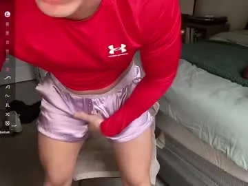 Chaturbate mizzo001 is Freechat mizzo001 — Help me edge my dick ;) #gay #bi #18 #fit
