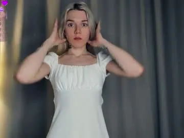 myviolet_rush — Olive here^^ GOAL: I'll show you what's under the dress #new #smalltits #18 #lovense #skinny [87 tokens remaining]