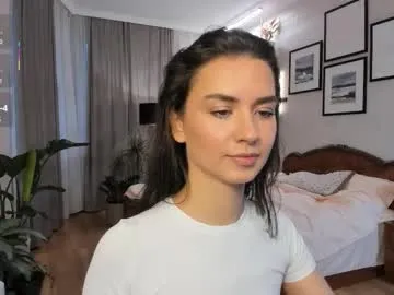 nicoleluuv — GOAL: NAKED BODY IN OIL [410 tokens remaining] Gorgeous woman for a handsome man #new #lovense #young #teen #skinny