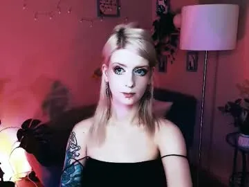 noah_elmer — Let's vibe on some good metal today.  I love creative, fun & kinky people<3 fav vibe 26, DOMI IS ON! // GOAL --  make me smile [666 tokens left] #goth #femdom #tattoo #findom #mistress