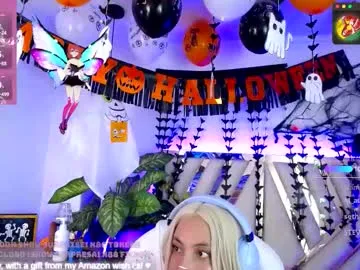 nyx_andria — Doggye style for u [81 tokens left] #hairyarmpits #cosplay #fuckmachine #socks #halloween