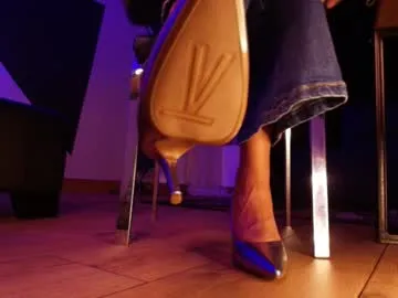 pia_mo — GOAL: Ass view and tease  x  8 min [111 tokens remaining] Im your nasty Mistress today   control my lush - PVT OPEN - #heels #mistress #feet  #cuckold #findom #mistress #heels #findom #cuckold #fee