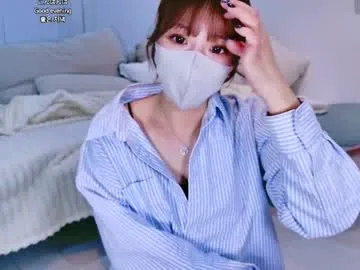 ramu_x —  #japan #japanese #slender #asian