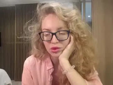 sashasweetsasha's avatar