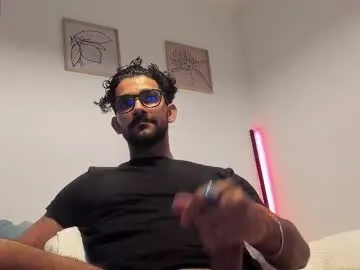 sexyasaf1018 — GOAL: Make Me Wet [100 tokens remaining] Welcome To My Room Lovense Tip Goals