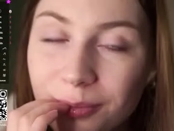 stella_of_steel — Show my bare ass #natural #smile #shy #tease #smalltits [99 tokens remaining]