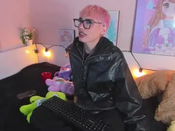 strawberry_kitty_'s avatar