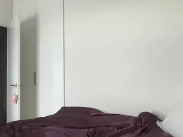 valentinaxo_ — Steamy Thursday's, cum & join #aussie #nude #sexy