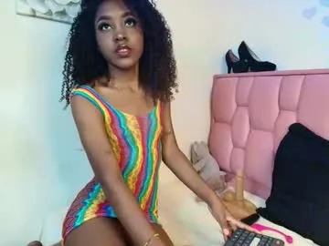 victoria_aphril's avatar