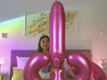 violetta_finch — one finger less on kitty ! tricky fingers covering wet bad kittyyyy   wellcum here! lets chill guys   #young #pvt #brunette #feet #new [943 tokens remaining]