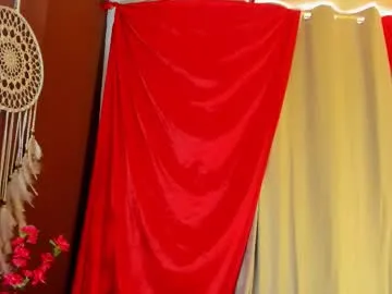 wini_fer — Goal: Squats on your face #cosplay #erotic #twerk #pantyhose  #bigclit - Next Goal: sexy naked + dance 