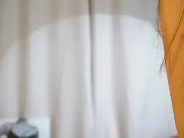 Chaturbate yeepshyy is Freechat yeepshyy — Freechat, 21 years old, 539 viewers, flower heaven