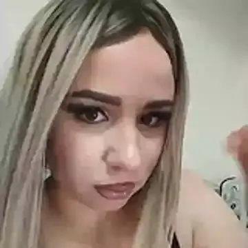 AdelinaJude's avatar