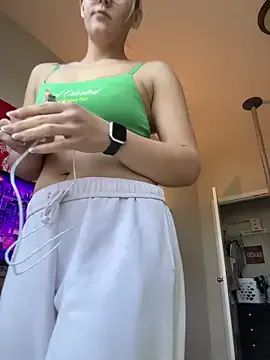 AllesandraLove's avatar