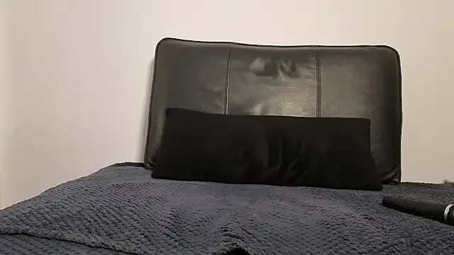 StripChat AmaliaMarkova_ is Freechat AmaliaMarkova_ — last tipper gets 5 nude pics