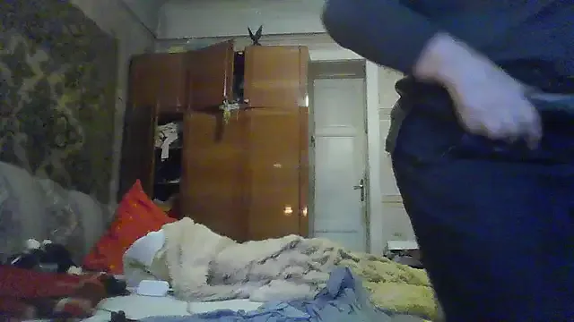 AnnaLive570's avatar