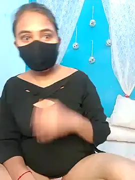 StripChat Arabic-couple is Freechat Arabic-couple — Outfit teasing (slow + dirty)