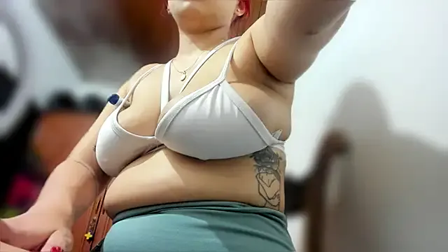 ariell_rosee1's avatar