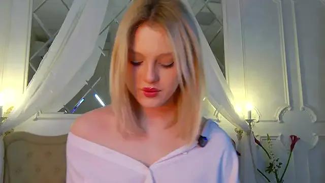 CaitlinSugar's avatar