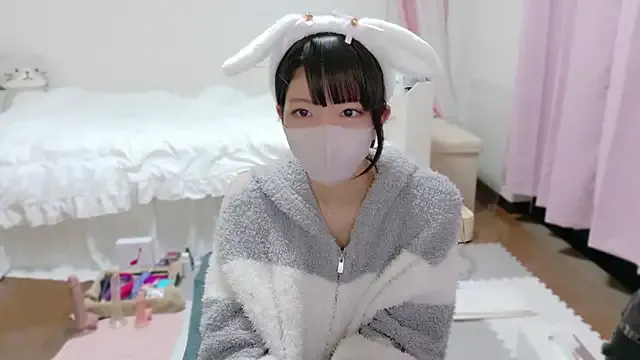 StripChat clara_6x9 is Freechat clara_6x9 — ...