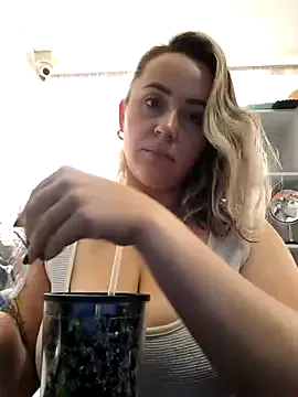 CurvyLust_x's avatar