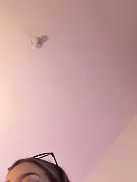 Danisaenz__ model from StripChat