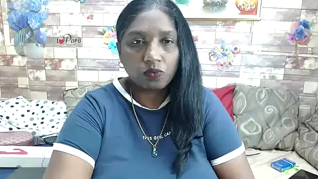 StripChat Indian_tracy is Freechat Indian_tracy — make me smile