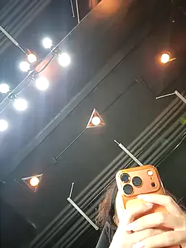 Izabella_Bella — Flow nipple at the street 