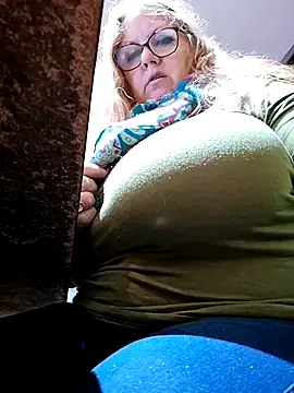 JennyInVegas's avatar