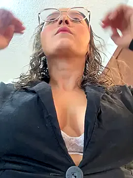 StripChat Kay_LustyWife is Freechat Kay_LustyWife — Plug anal+nipple clamps with chains