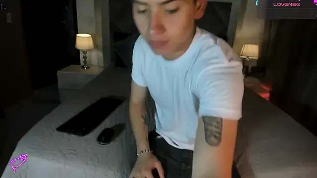 kinkypetite1's avatar