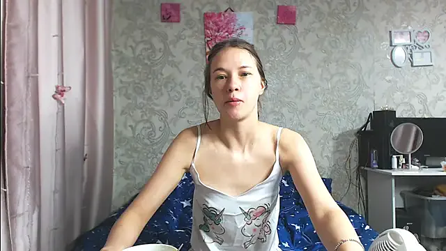 leila_bambi_ — put on stockings