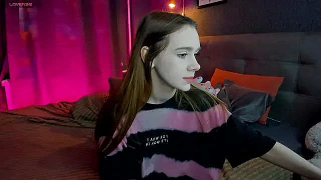 Lesi_Moonie01 — doggy pose without panties