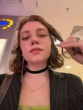 StripChat lucy-joy is Freechat lucy-joy — play w my ASS+PUSSY holes