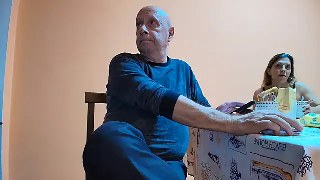 Lucy_and_Marco's avatar