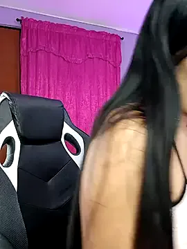 StripChat LunaaRosse is Freechat LunaaRosse — fuck pussy + control 3 min